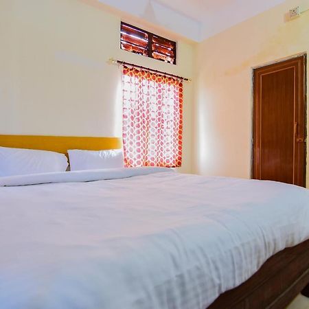 Spot On 30735 Dreamland Guest House Dispur Ngoại thất bức ảnh