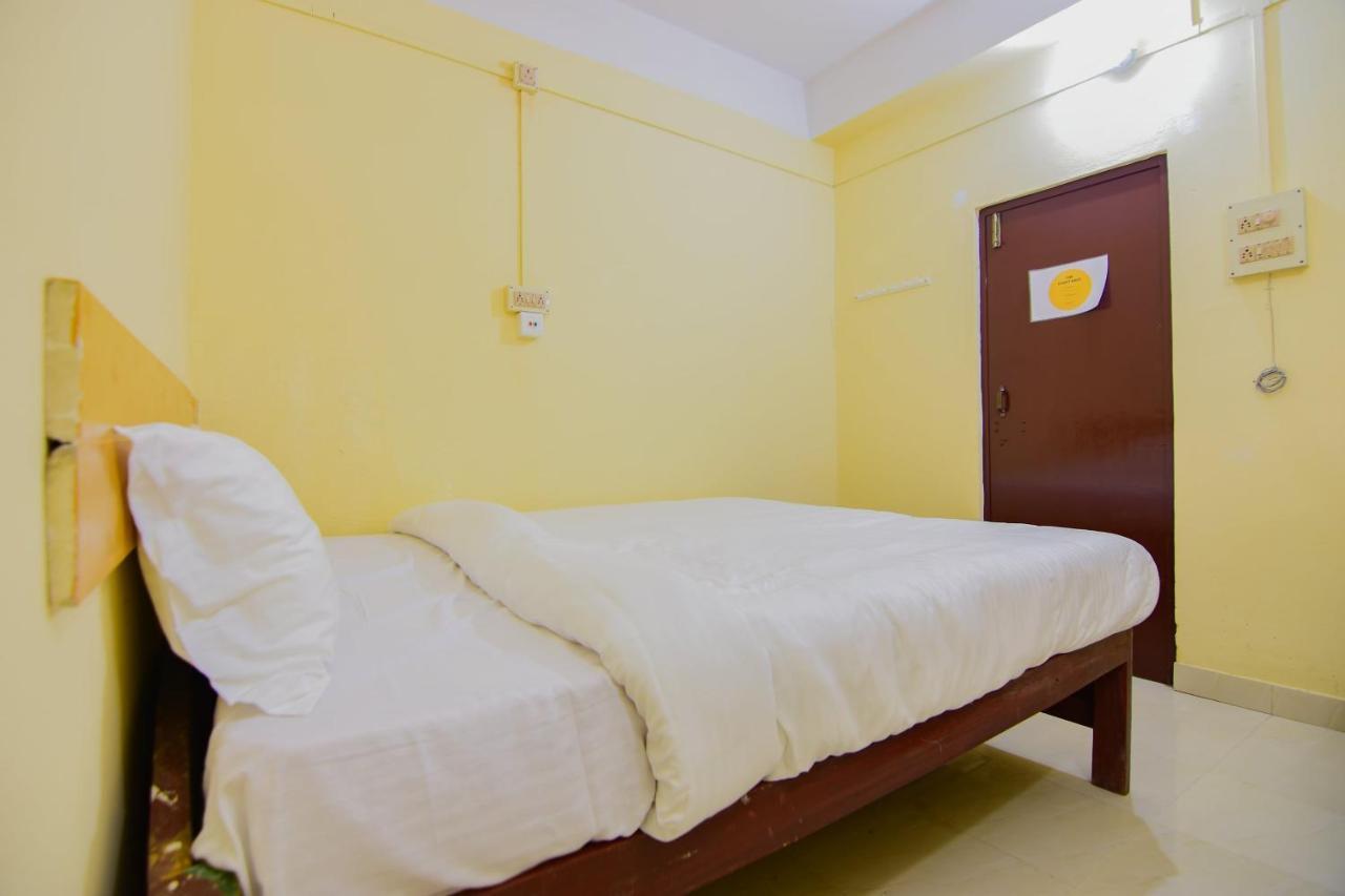 Spot On 30735 Dreamland Guest House Dispur Ngoại thất bức ảnh