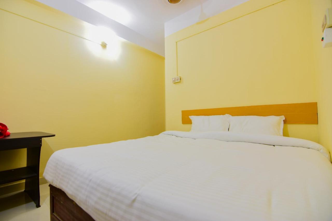 Spot On 30735 Dreamland Guest House Dispur Ngoại thất bức ảnh